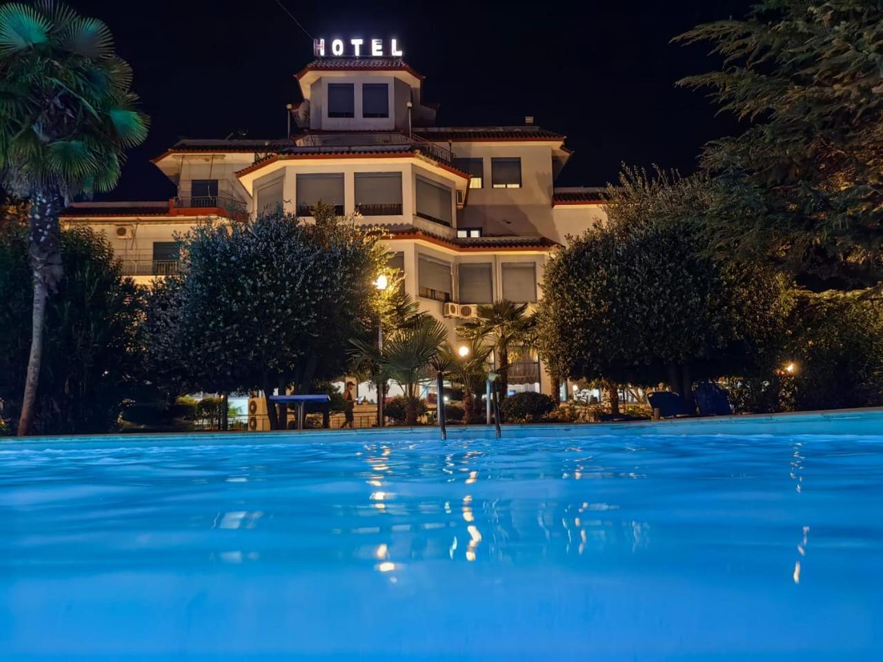Palma Hotell Gjirokastër